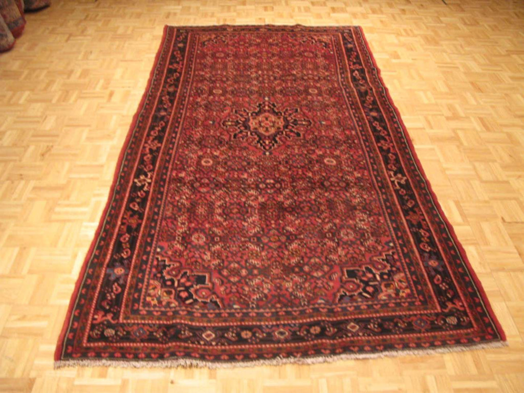 5' 0" x 9' 1" Persian Hosseinabad Rug image 9