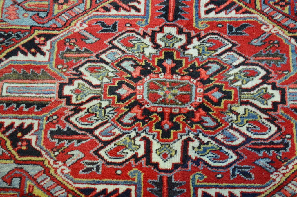 8' 3" x 11' 8" Persian Heriz Rug image 2