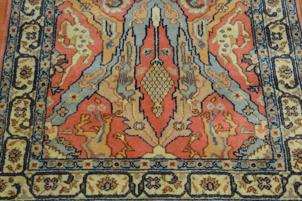 3' 0" x 5' 2" India Tabriz Rug image 5