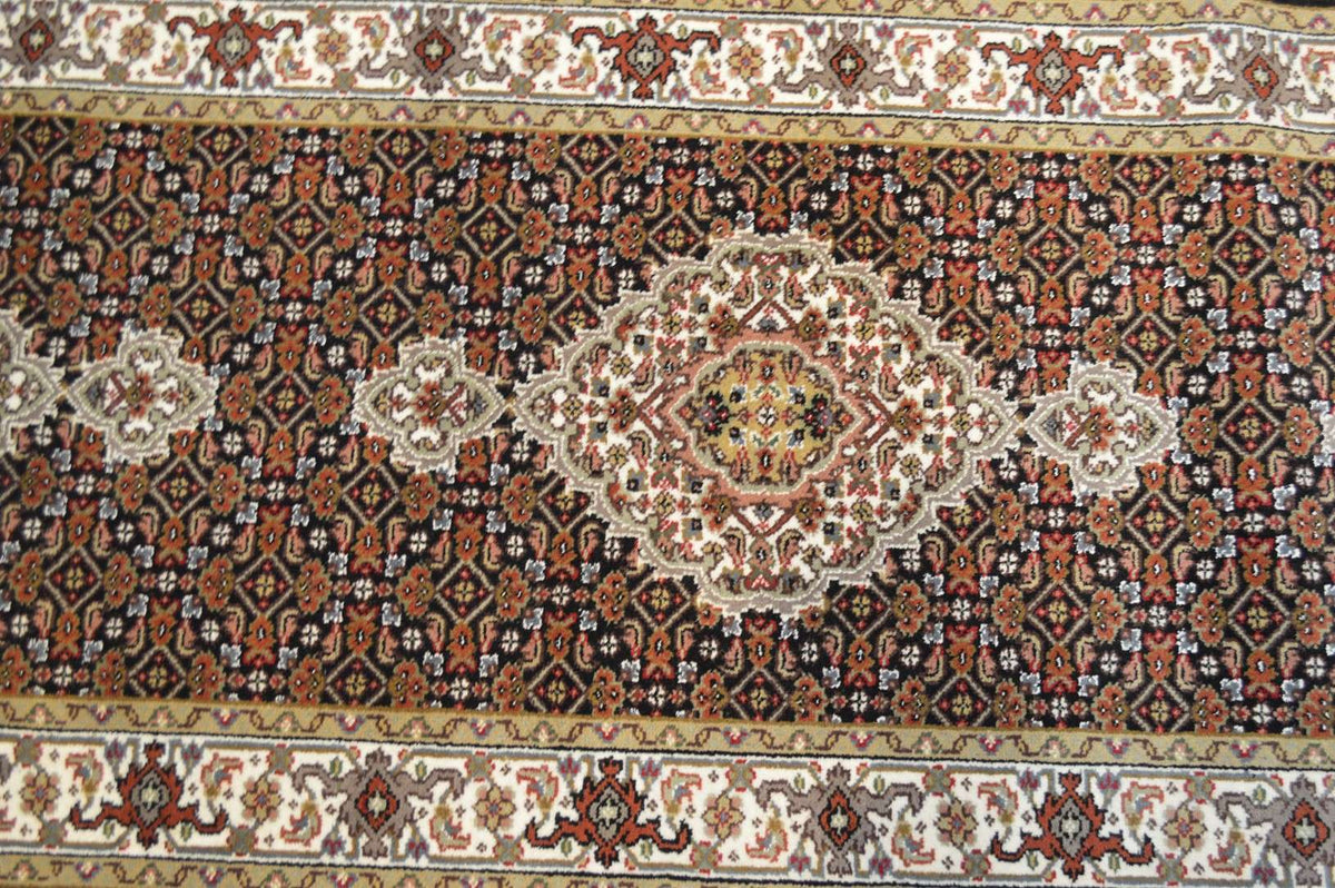 2' 6" x 30' 1" India Bijar Runner image 4