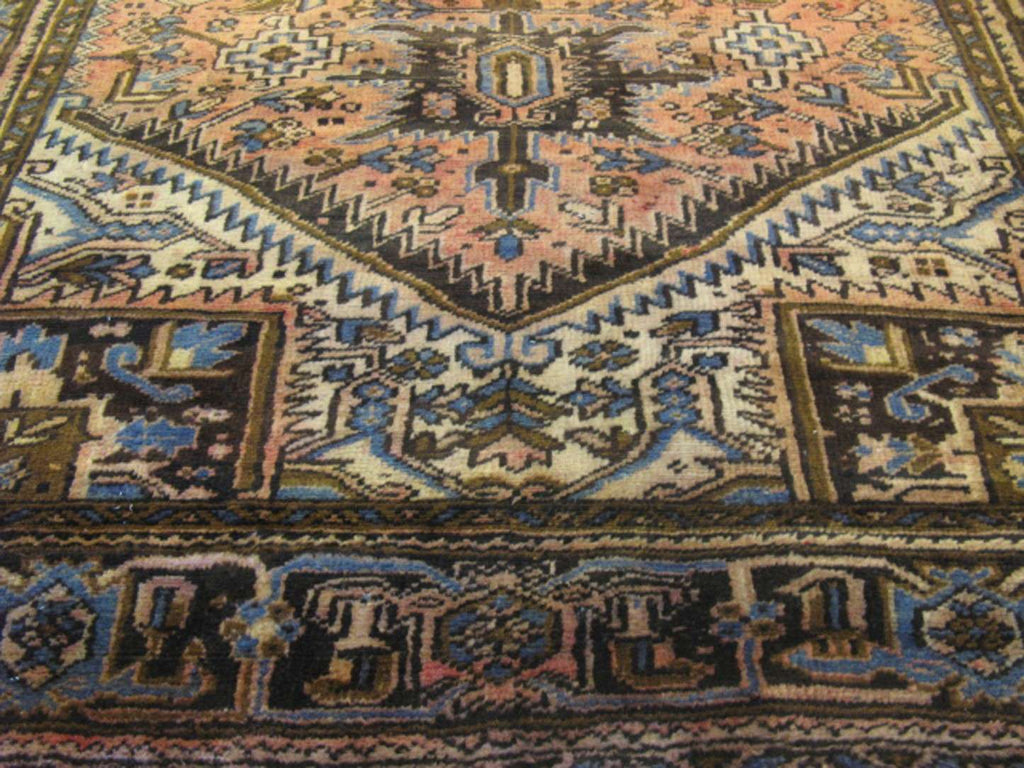 6' 8" x 10' 5" Vintage Heriz Rug image 2