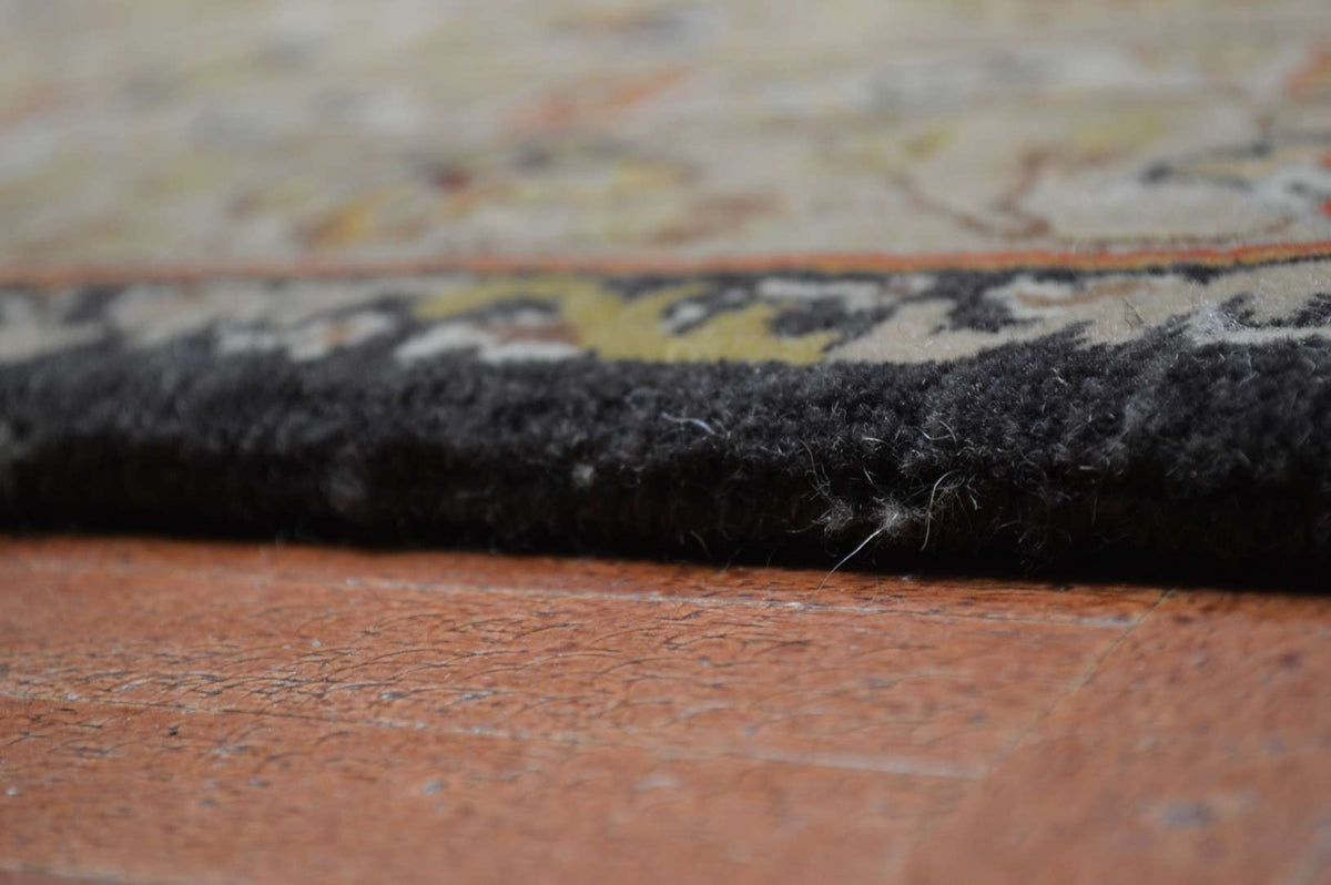 8' 2" x 9' 9" India Agra Rug image 10