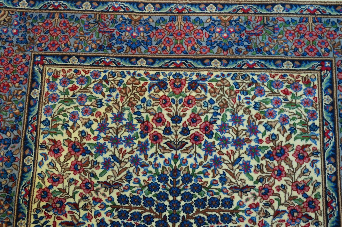 3' 0" x 5' 6" Persian Tabriz Rug image 9