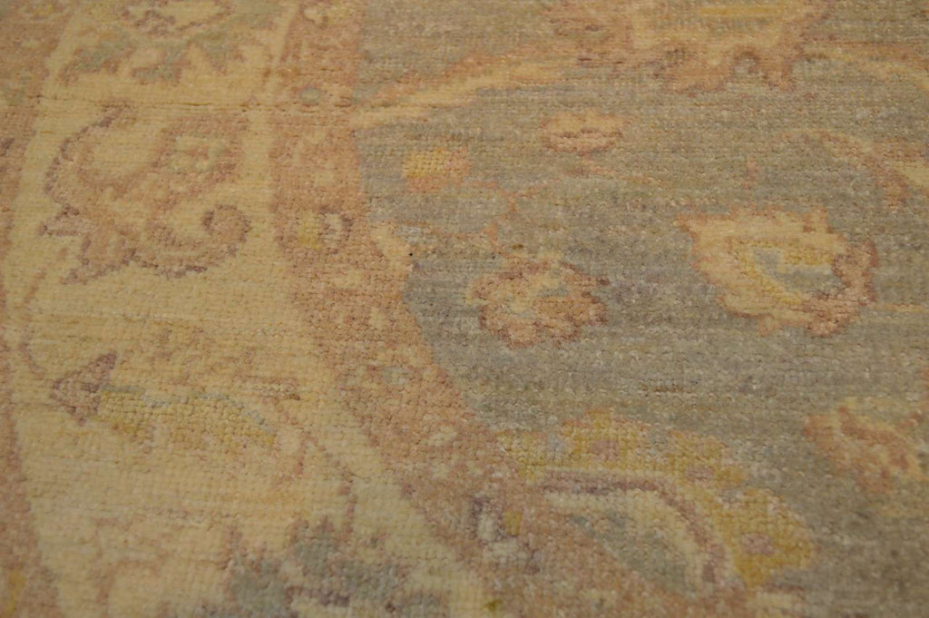 4' 0" x 4' 0" Pakistan Peshawar Round Rug image 2