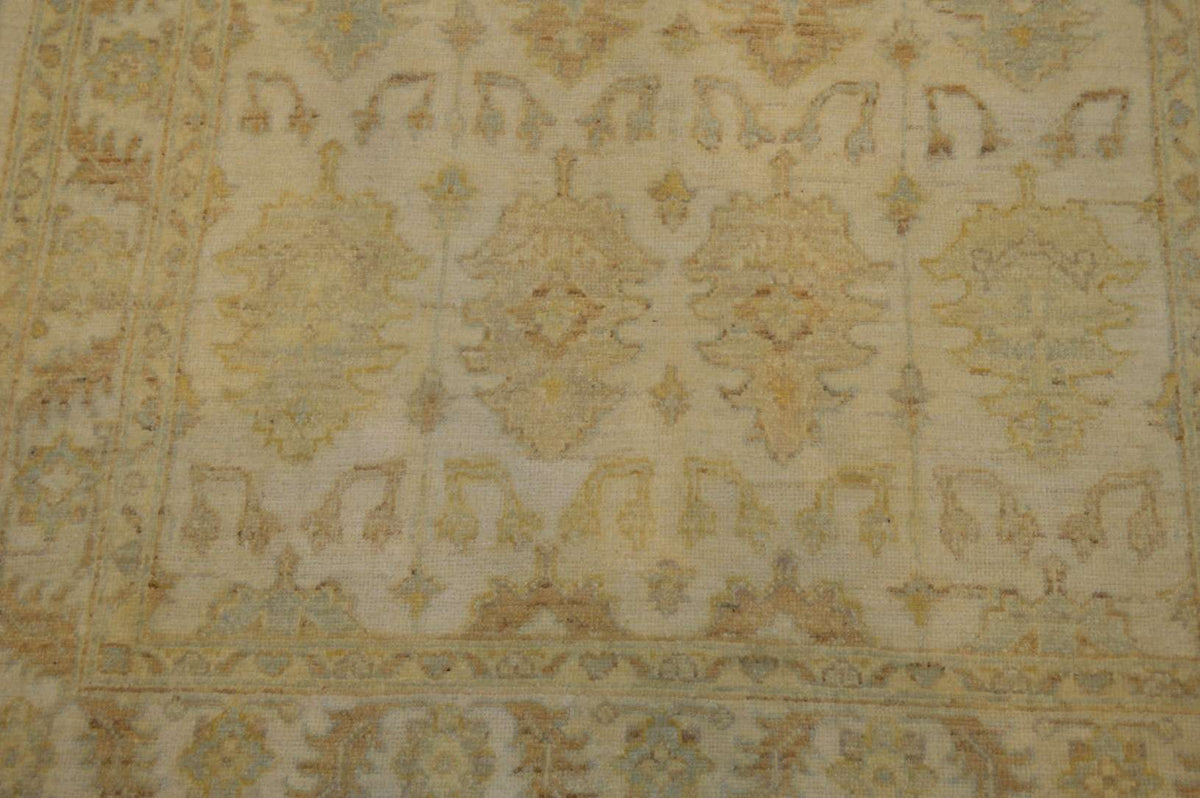 3' 10" x 5' 9" Pakistan Peshawar Rug image 9