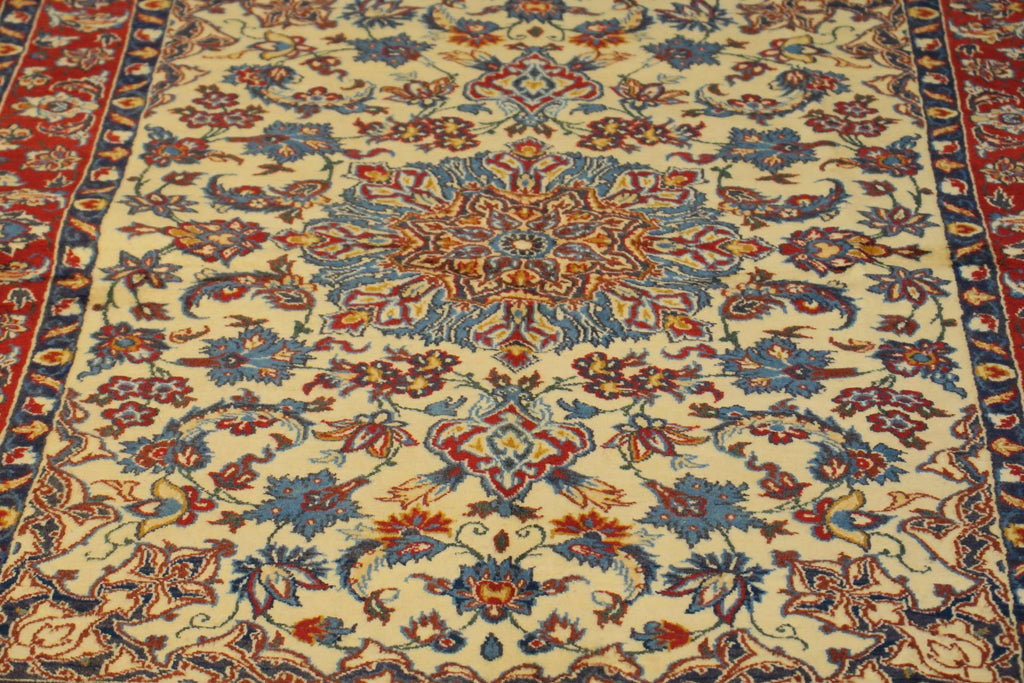 3' 3" x 5' 6" Persian Najafabad Rug image 3