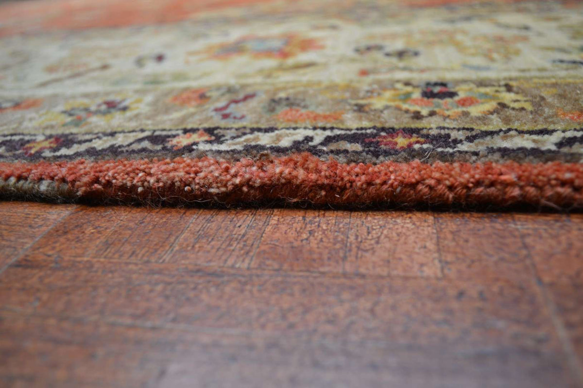7' 9" x 10' 2" India Sultanabad Rug image 10