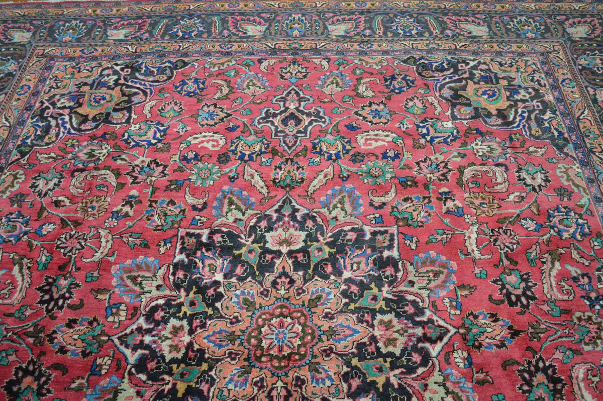 9' 8" x 11' 0" Persian Mashhad Rug image 8