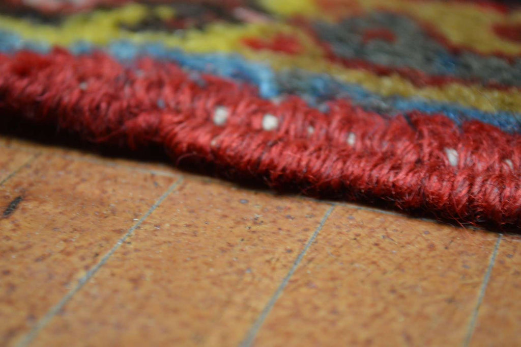 6' 7" x 9' 5" Persian Heriz Rug image 10