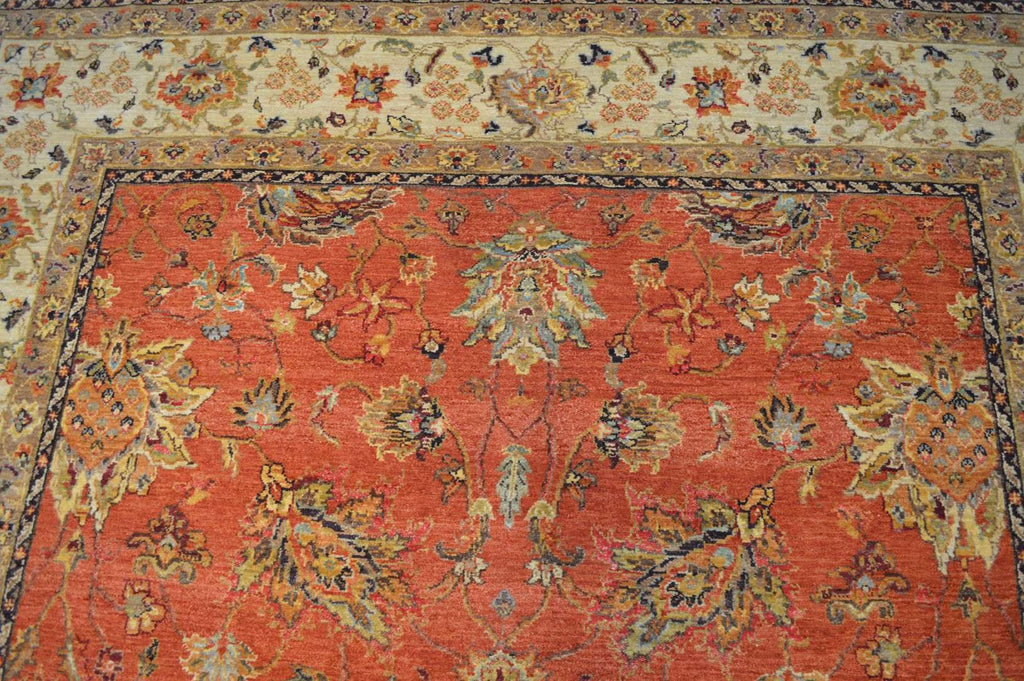 7' 9" x 10' 2" India Sultanabad Rug image 9