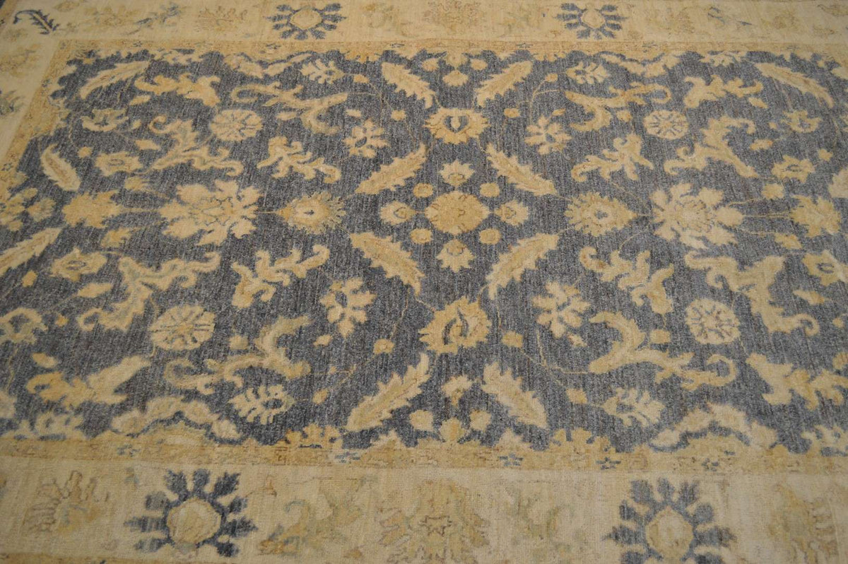 5' 9" x 8' 7" Pakistan Peshawar Rug image 7