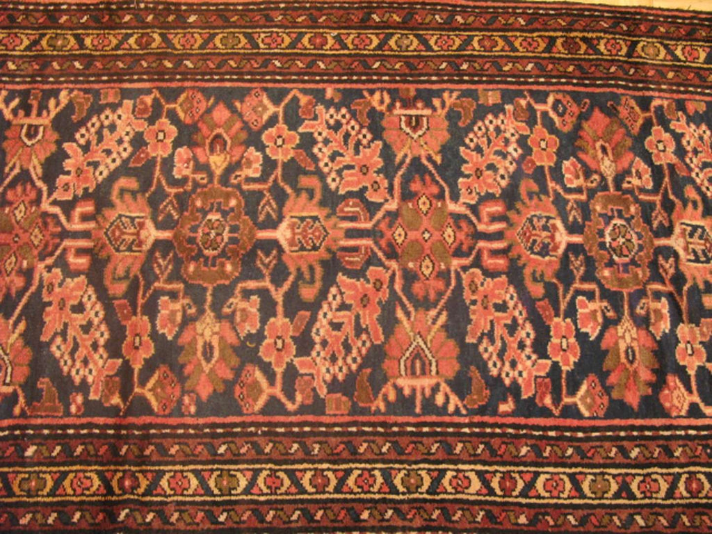 3' 7" x 9' 7" Persian Bakhtiari Runner image 10