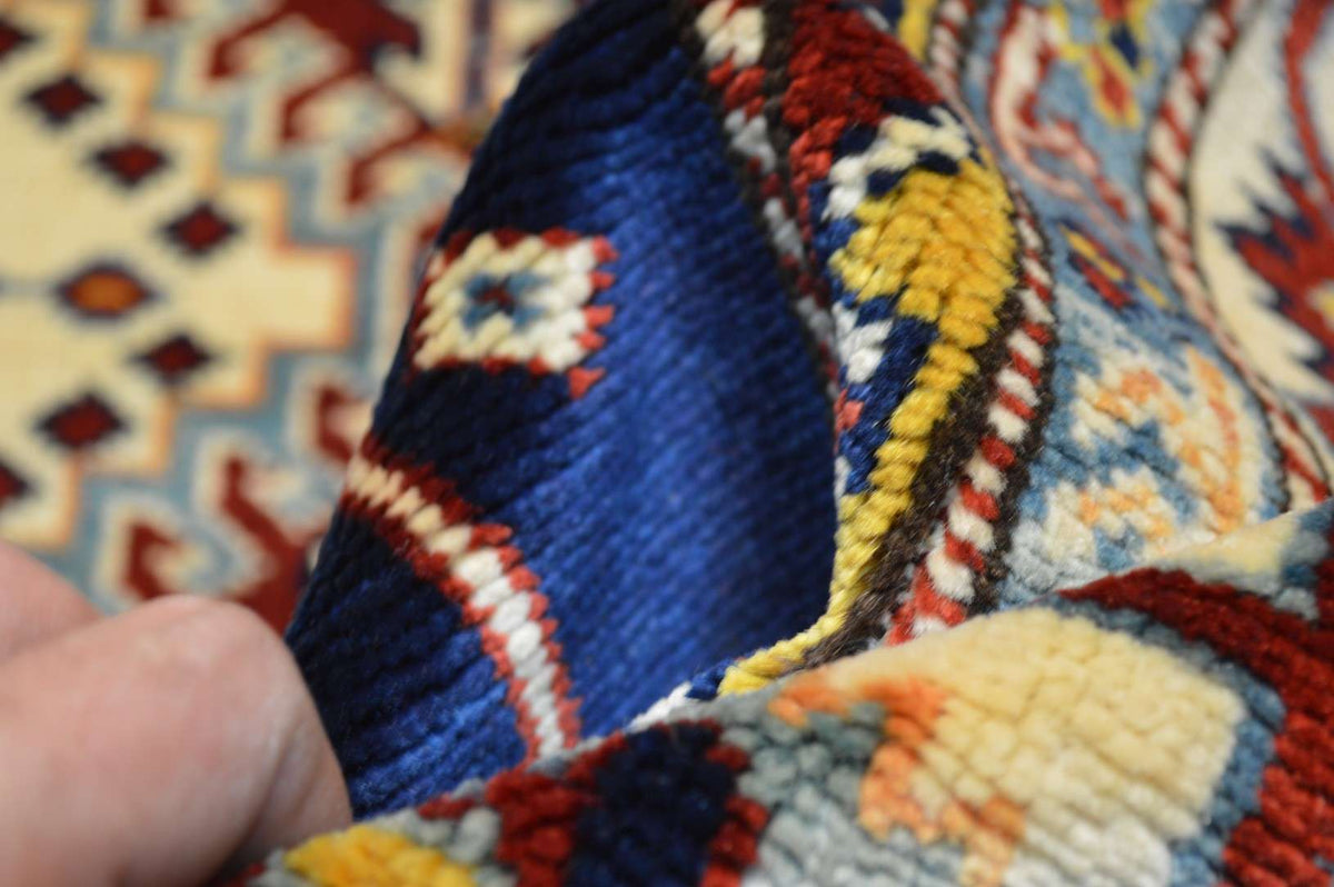 4' 3" x 6' 7" Pakistan Shirvan Rug image 8