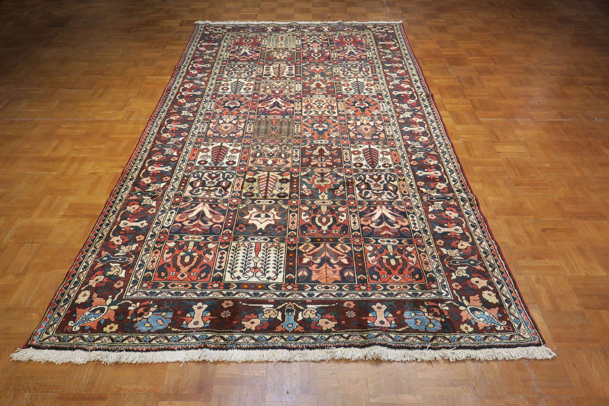 5' 2" x 9' 7" Persian Bakhtiar Rug image 3