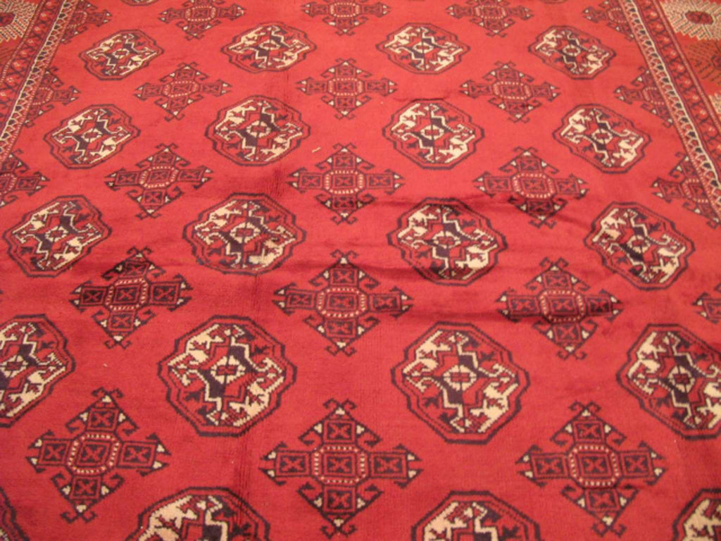 6' 9" x 10' 1" Persian Turkmen Rug image 2
