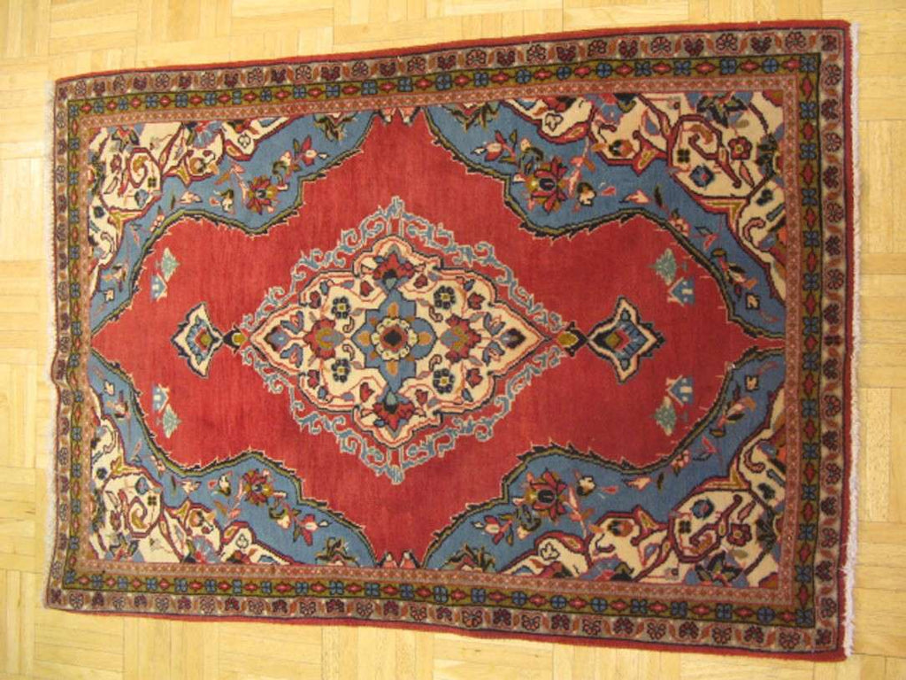 2' 6" x 3' 6" Persian Qum Rug image 11