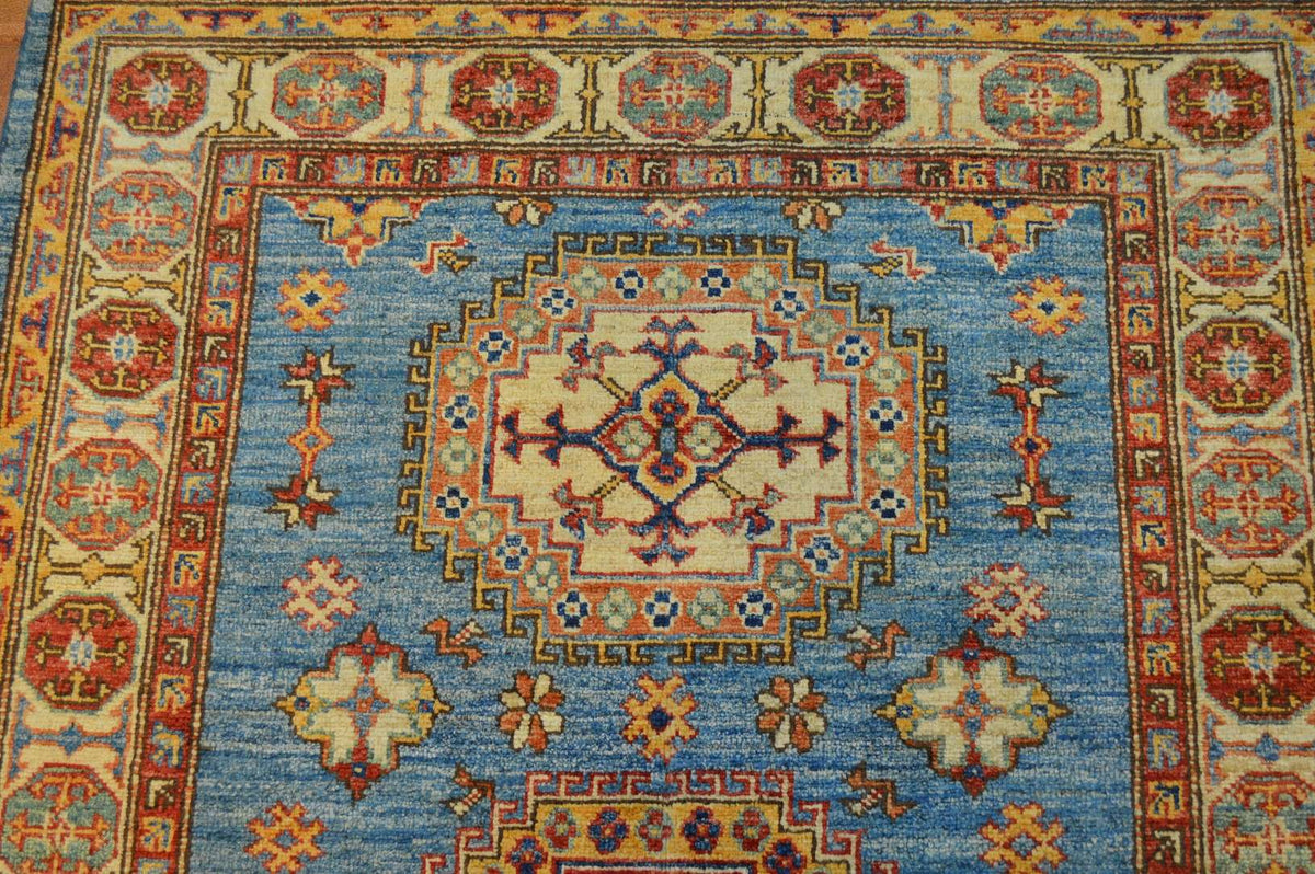 3' 5" x 5' 2" Pakistan Kazak Rug image 7