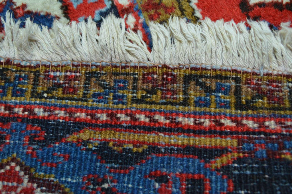 7' 8" x 10' 3" Persian Heriz Rug image 12