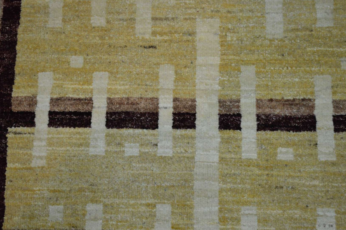 2' 6" x 4' 0" India Gabbeh Rug image 3