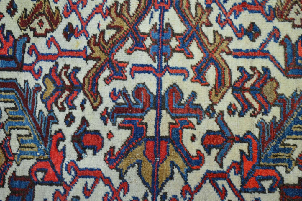 8' 3" x 11' 7" Persian Heriz Rug image 9