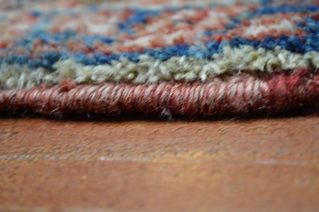 7' 4" x 8' 8" Persian Heriz Rug image 9