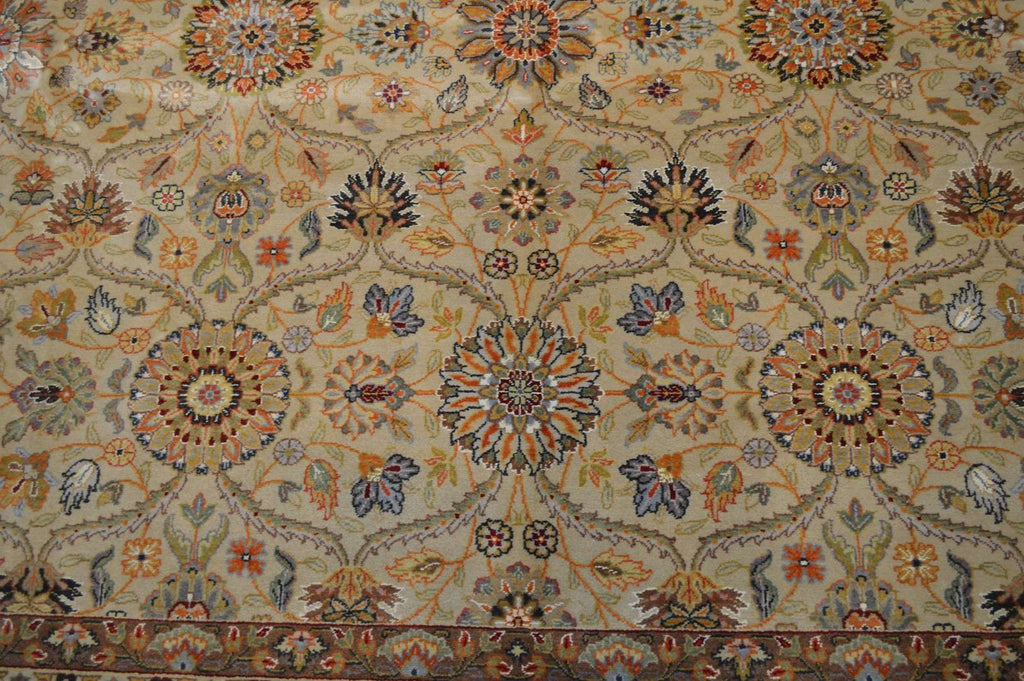 9' 0" x 11' 8" India Agra Rug image 2