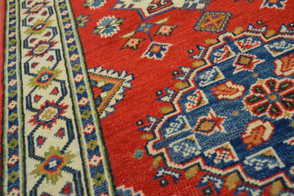 2' 8" x 9' 7" Pakistan Kazak Runner image 4