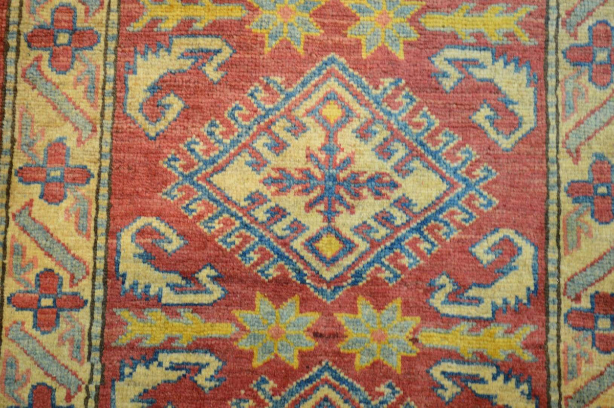 2' 1" x 2' 9" Pakistan Kazak Rug image 11