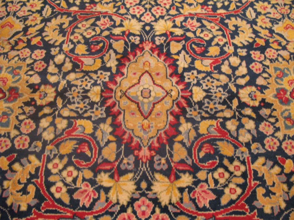 8' 3" x 11' 0" Persian Yaazd Rug image 3