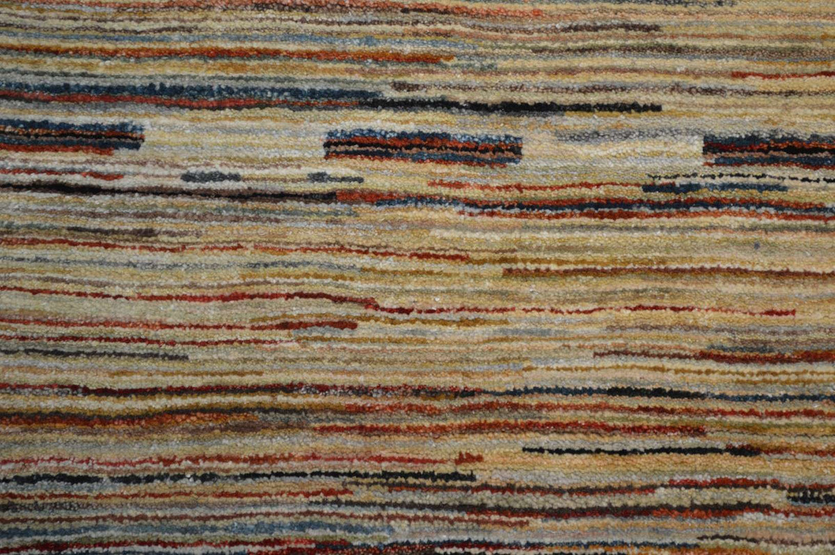 6' 1" x 9' 0" India Contemporary Rug image 4