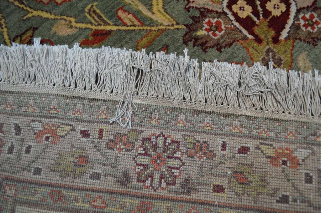 5' 9" x 9' 4" India Sultanabad Rug image 7