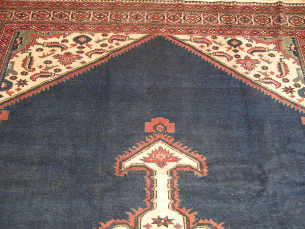 6' 5" x 9' 8" Persian Ardabil Rug image 7