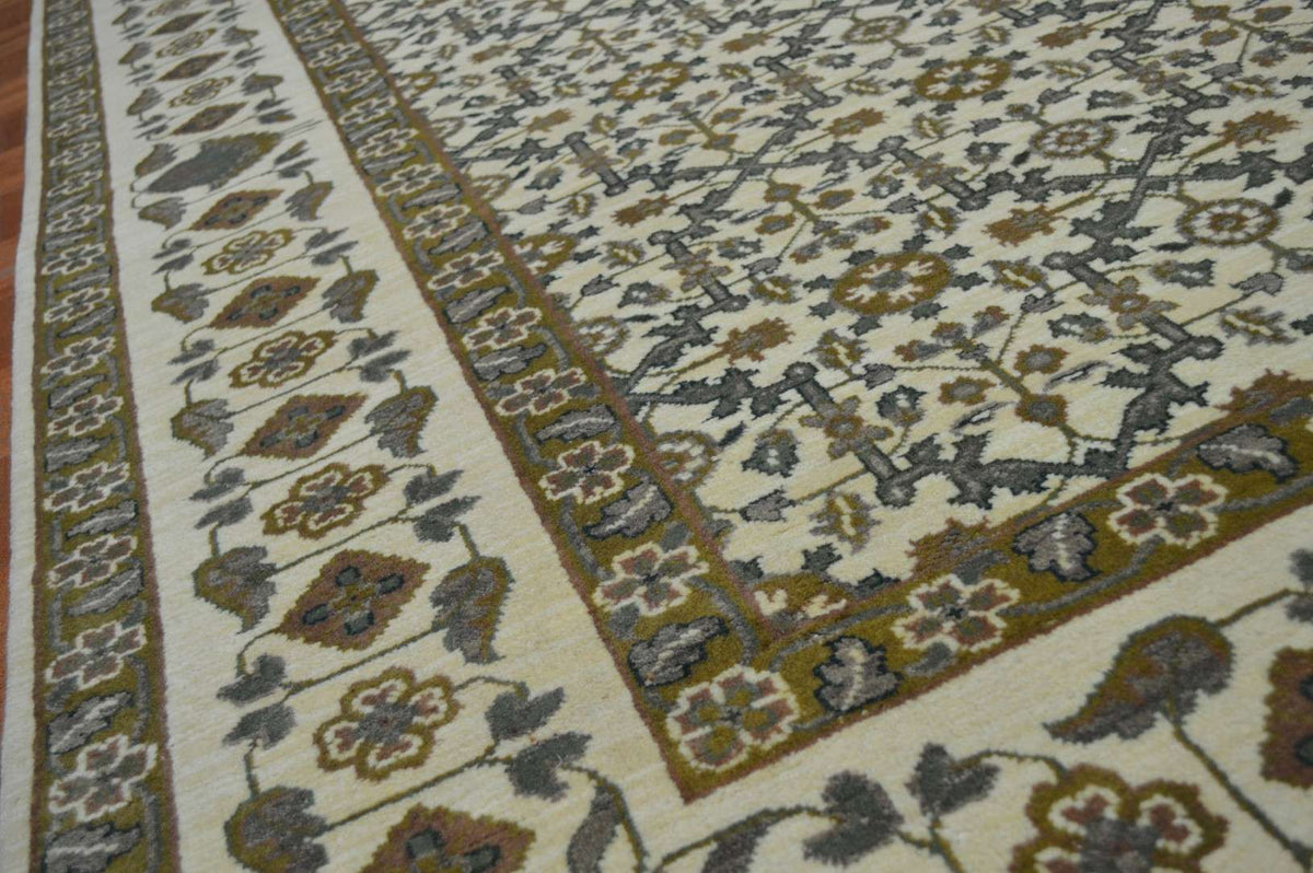 6' 0" x 9' 0" India Tabriz Rug image 2