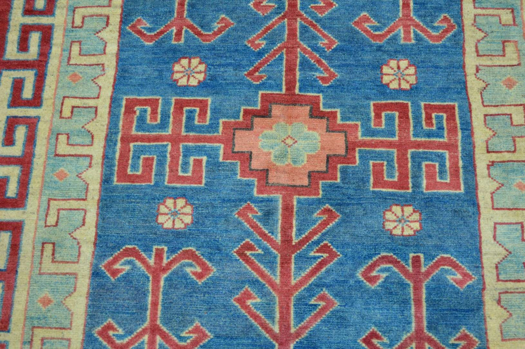 6' 4" x 8' 0" Caucasian Kazak Rug image 8