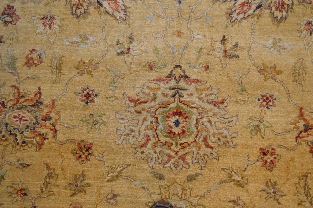 10' 0" x 13' 9" India Sultanabad Rug image 2