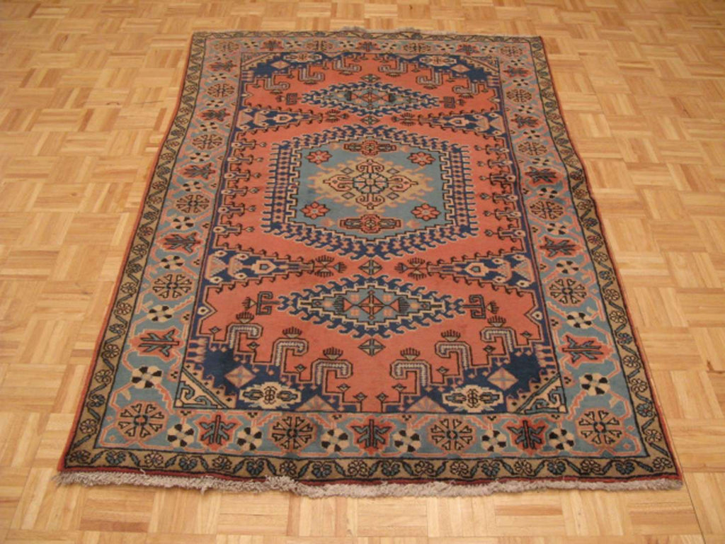 4' 1" x 7' 3" Persian Vis Rug image 10