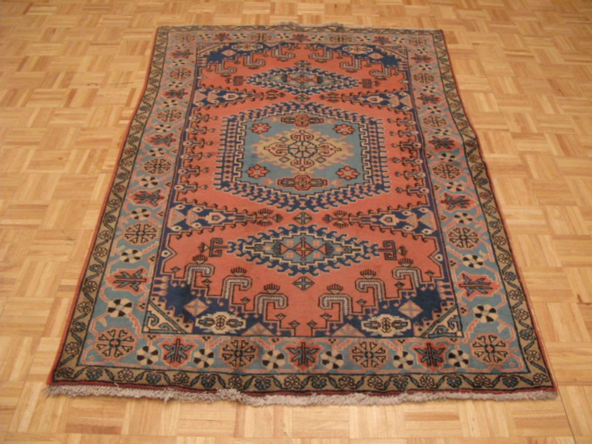 4' 1" x 7' 3" Persian Vis Rug image 10