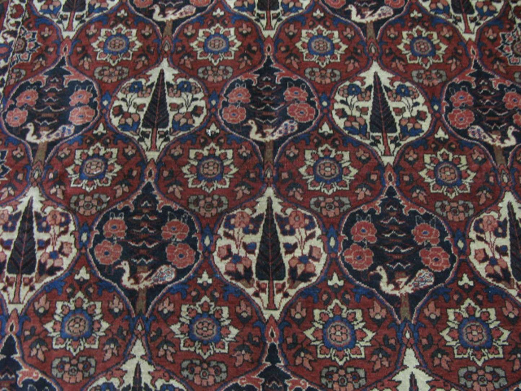 7' 0" x 10' 4" Persian Bakhtiari Rug image 4