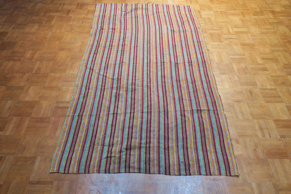 4' 10" x 7' 0" Persian Hamadan Rug image 3