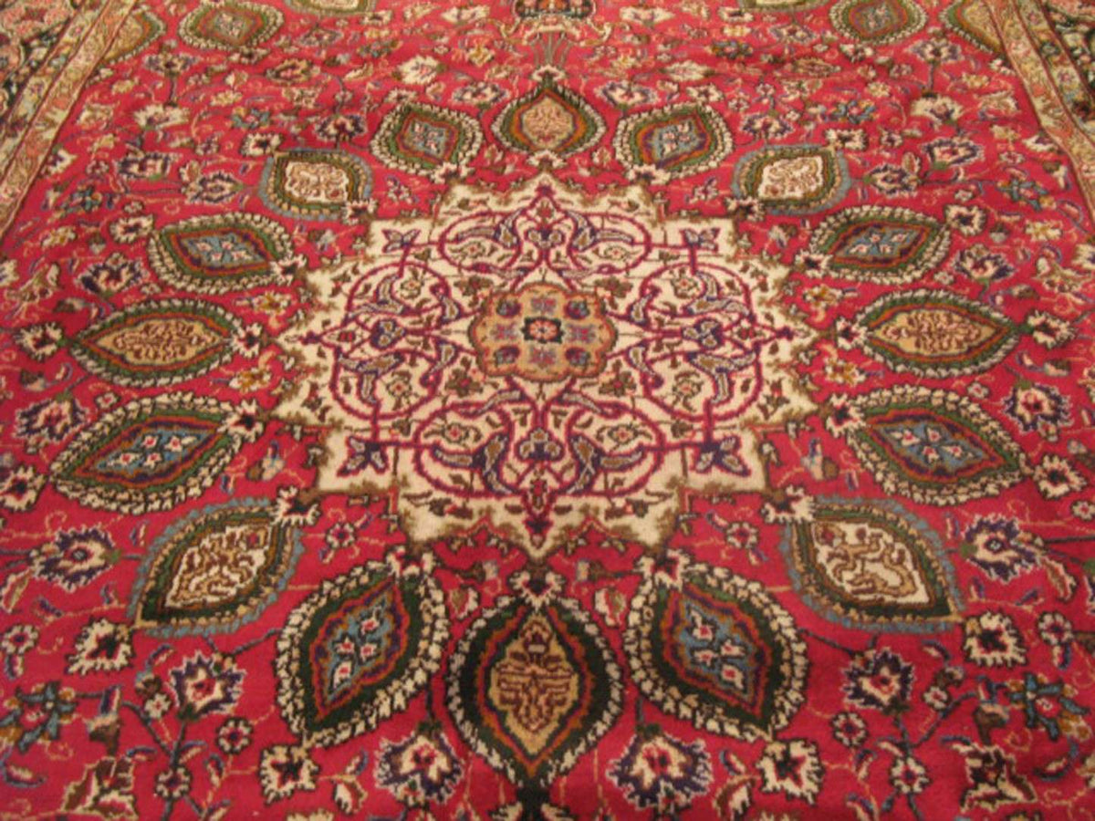 6' 8" x 9' 7" Persian Tabriz Rug image 2