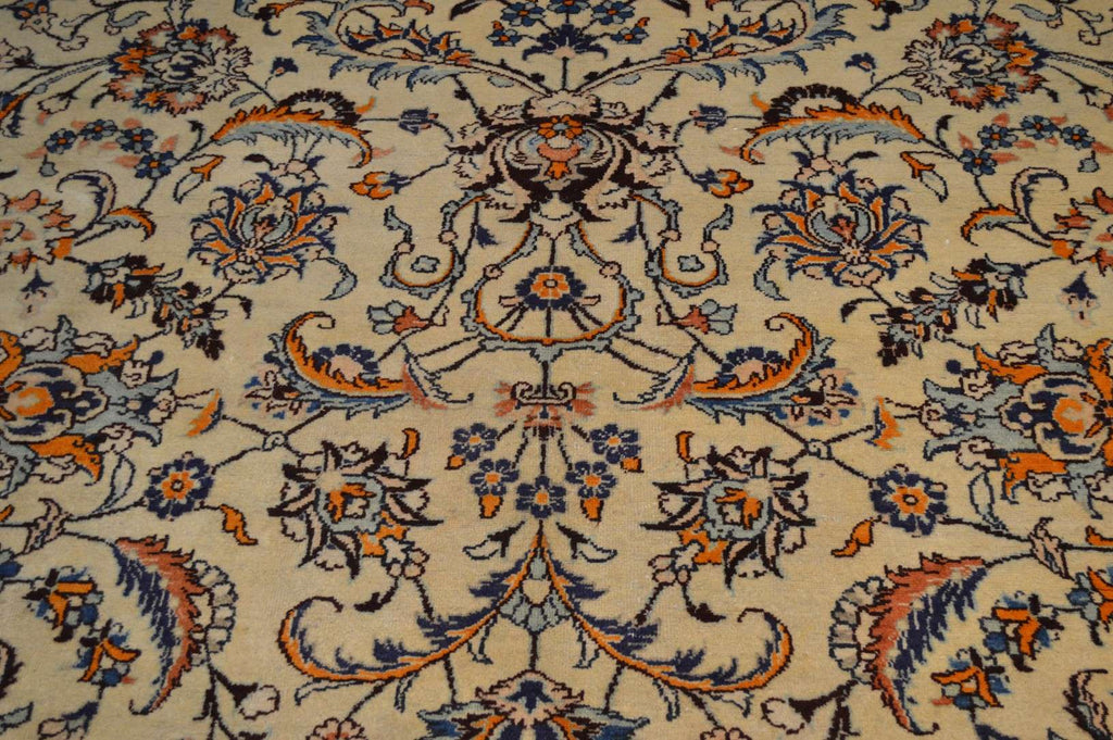 11' 3" x 13' 5" Persian Tabriz Rug image 3