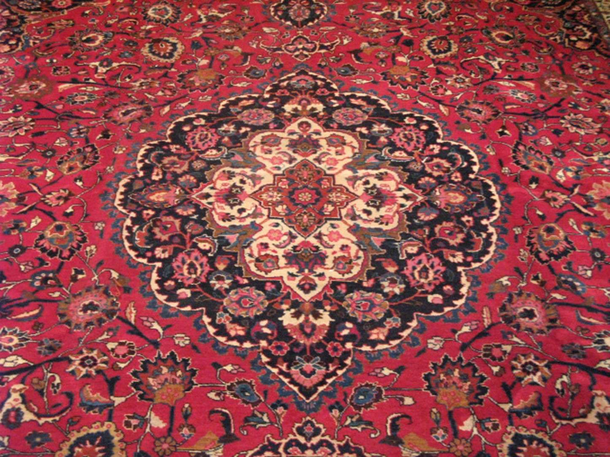 9' 8" x 12' 6" Persian Mashhad Rug image 4