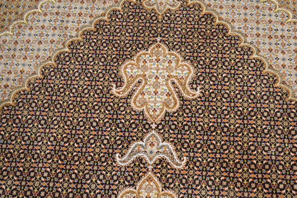6' 4" x 10' 4" Vintage Tabriz Rug image 4