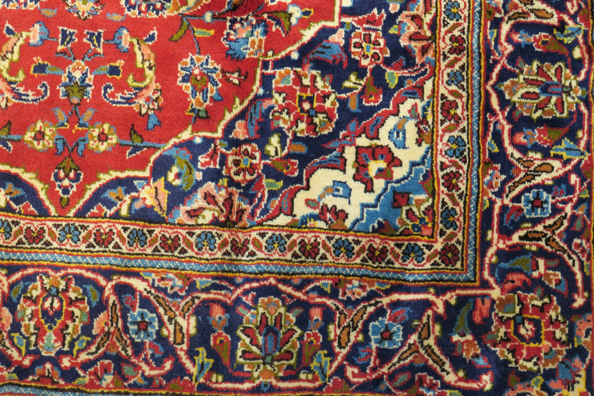 4' 9" x 8' 0" Persian Kashan Rug image 9
