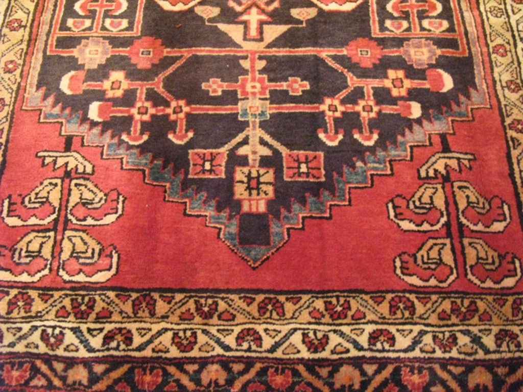 4' 3" x 9' 9" Vintage Meshkin Runner image 10