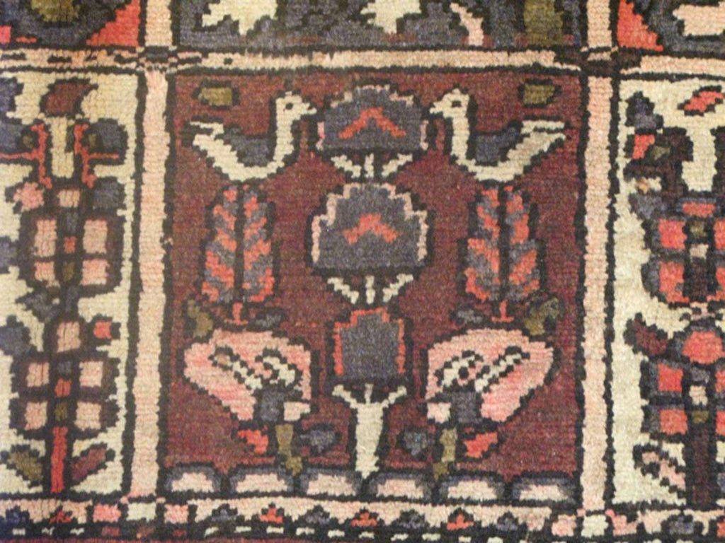 5' 4" x 9' 1" Persian Bakhtiari Rug image 8