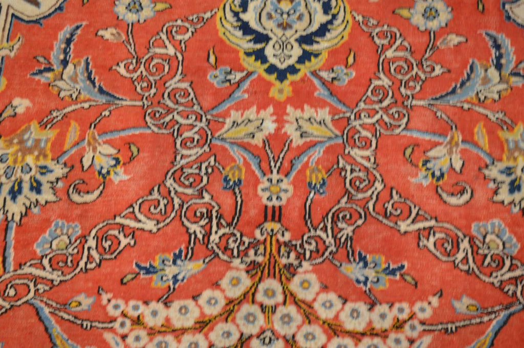 6' 3" x 9' 5" Persian Mohtasham Rug image 8