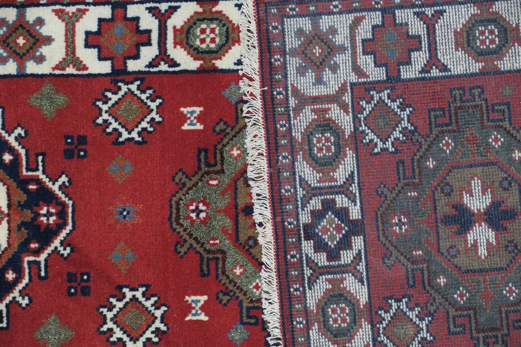 2' 6" x 9' 8" India Kazak Runner image 1
