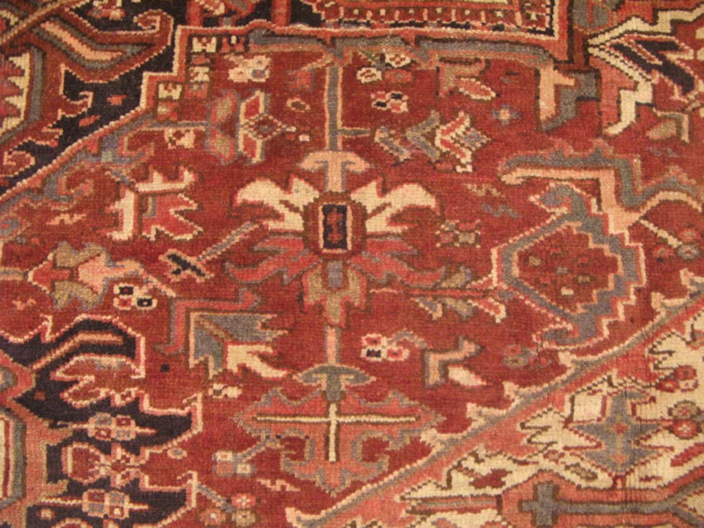 8' 0" x 11' 3" Persian Heriz Rug image 2