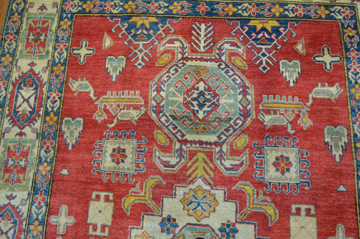 6' 6" x 9' 3" Pakistan Kazak Rug image 8